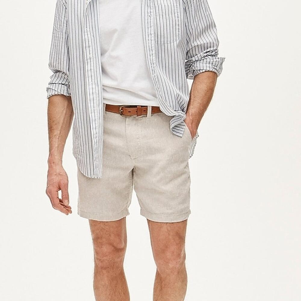 J. Crew Men's 7" Tech Short Comfortable Nylon Blend Stretch Stone Size 31 NWT